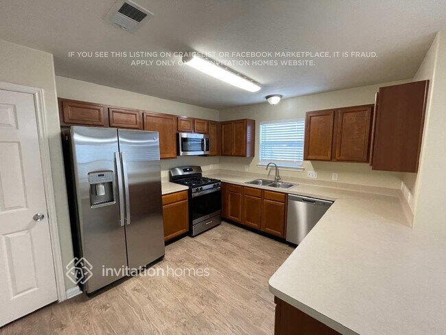 Building Photo - 6338 Austinville Dr