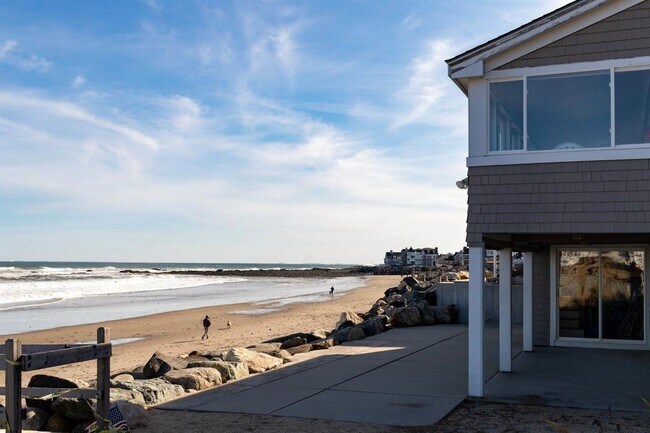 Building Photo - 1056 Ocean Blvd