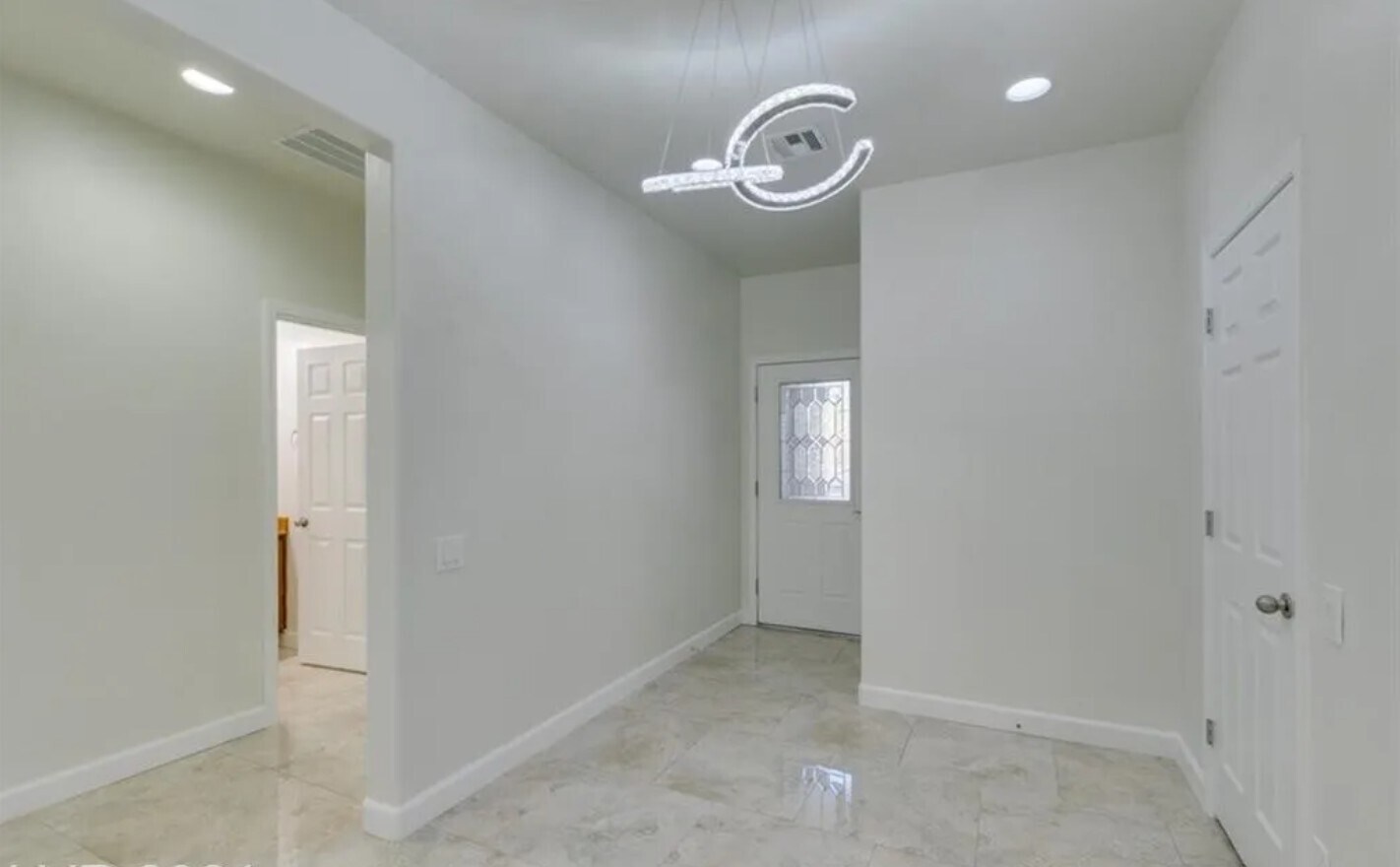 Building Photo - 2659 Lochleven Way