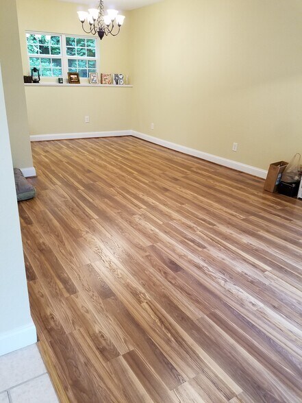 Dining area - 171 Boardtown Rd