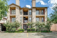 Building Photo - 5916 Gaston Ave