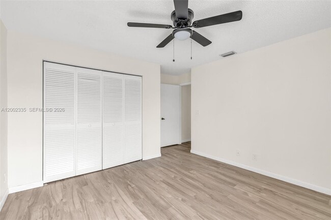 Building Photo - 11163 Chandler Dr