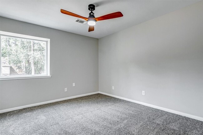 Building Photo - 5219 Lookout Mountain Dr