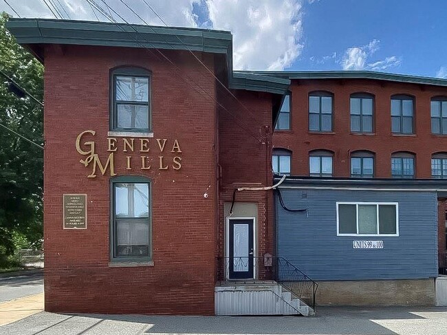 Primary Photo - 1117 Douglas Ave