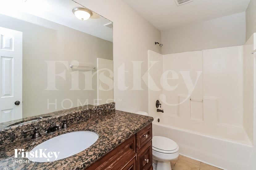 Building Photo - 117 Janney Cir