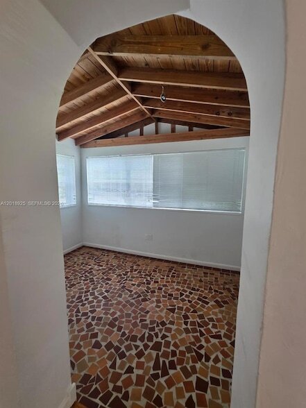 Building Photo - 1611 Coral Gate Dr