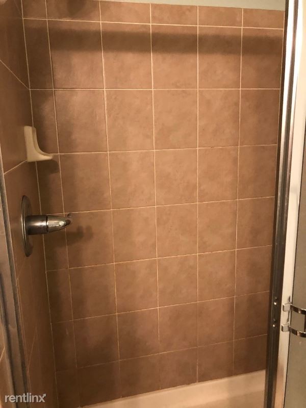 Building Photo - 52165 Naugatuck Dr