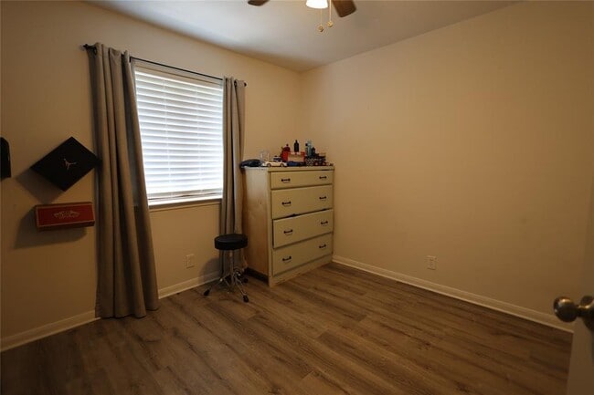Building Photo - 4912 Dovercliff Cove