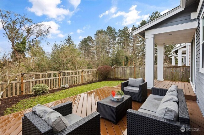 Building Photo - Immaculate Home in the Heart of High Point...