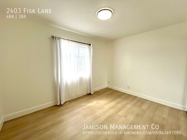 Building Photo - 2403 Fisk Ln