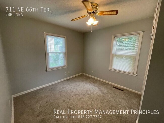 Building Photo - 711 NE 66th Terrace