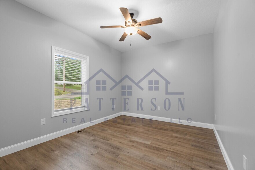 Building Photo - 2544 Bernhurst Dr