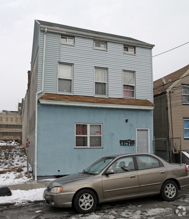 107 Mill St 107 Mill St Paterson NJ 07501 Apartment Finder