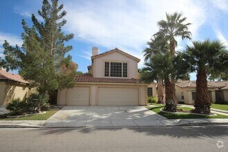 Building Photo - Beautiful 2 Story Home With Pool!!!