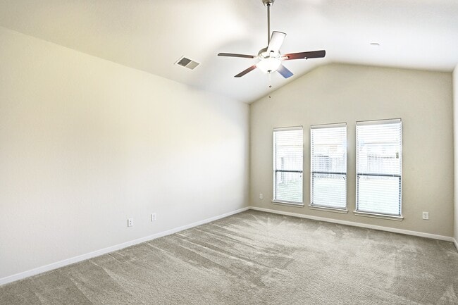 Building Photo - 25806 Westbourne Dr