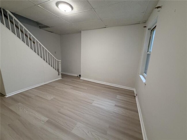 Building Photo - 235 38th St