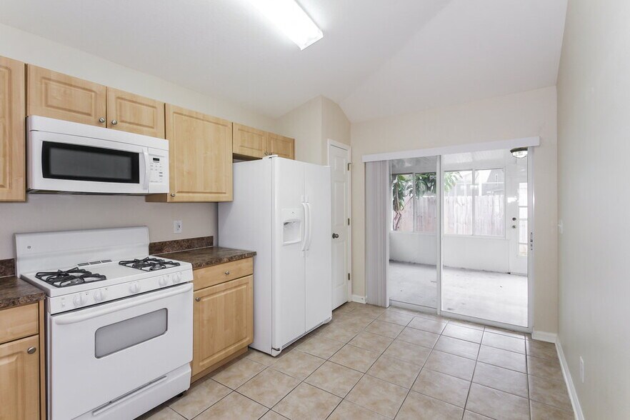 Building Photo - 11104 Robin Lake Ct