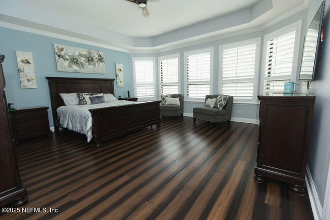 Building Photo - 5335 Clapboard Creek Dr
