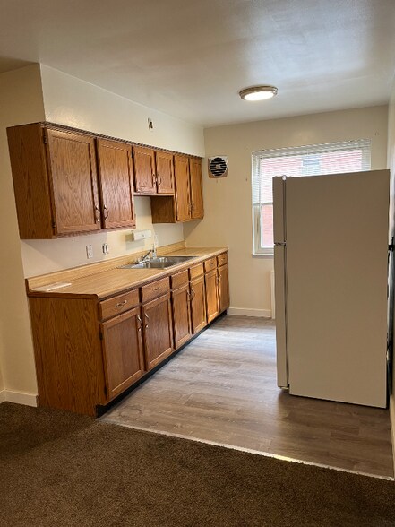 Building Photo - 1814 Compton Rd