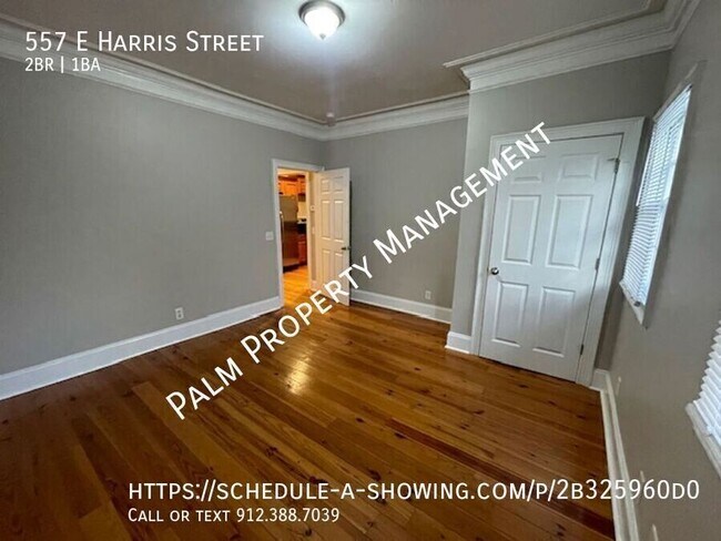 Building Photo - 557 E Harris St