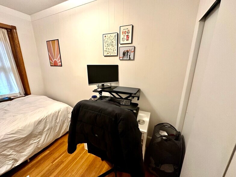 Building Photo - 90A W Cedar St