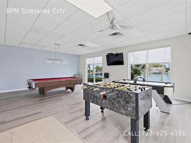 Building Photo - 400 64th Ave