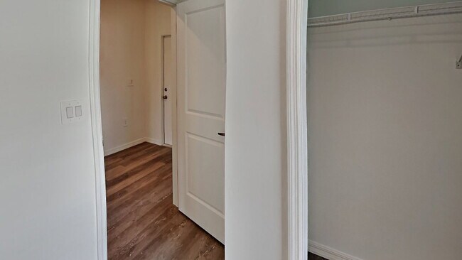 Building Photo - 4028 SW 7th Pl