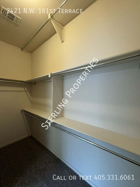 Building Photo - 2421 NW 161st Terrace