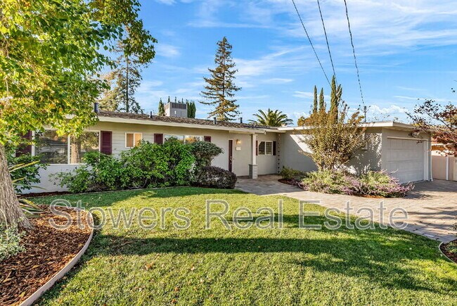 Primary Photo - 3225 Claudia Dr