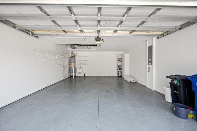 Building Photo - 6234 Sturbridge Ct