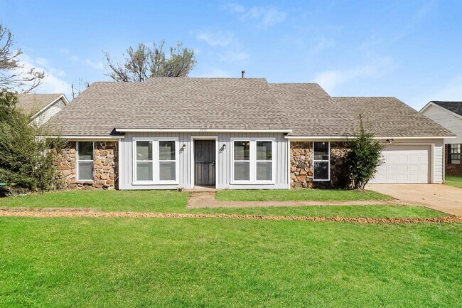 Primary Photo - 3054 Ridgeway Rd