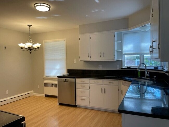 Building Photo - Ranch Single Family House For Rent In Cumb...