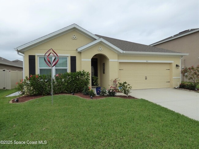 Primary Photo - 965 Newton Cir