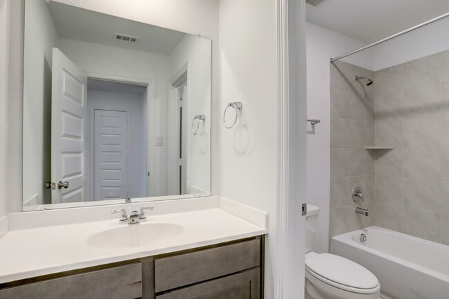 Building Photo - 16754 Rover Ln