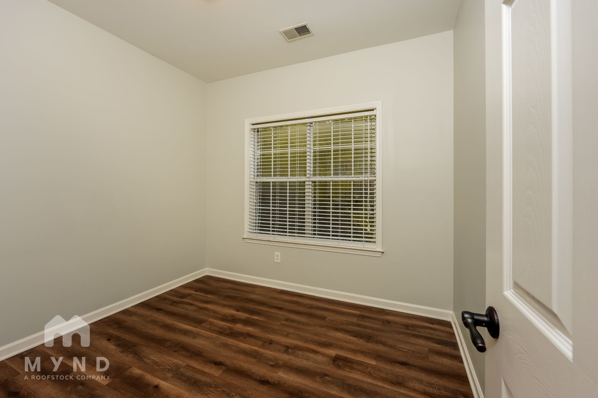 Building Photo - 325 Shelby Forest Dr