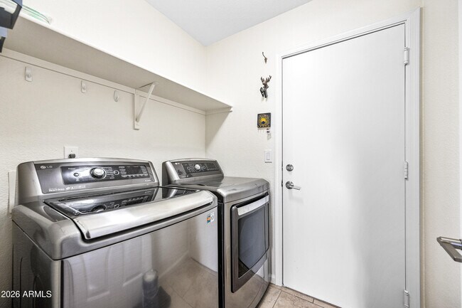 Building Photo - 3427 E Marco Polo Rd