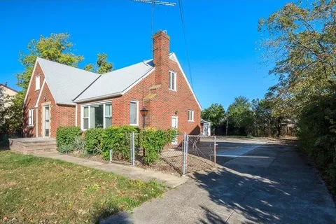 Building Photo - 20991 Recher Ave