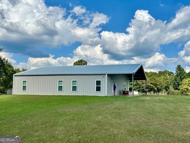 Building Photo - 661 Arthur Wolfe Rd