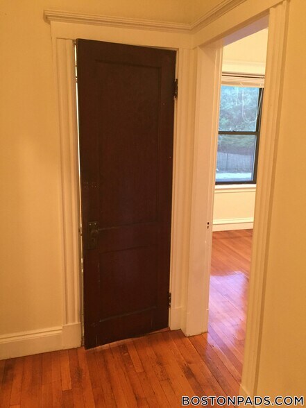 Building Photo - 17-19 Washington St.