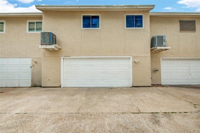 Building Photo - 3700 83rd St