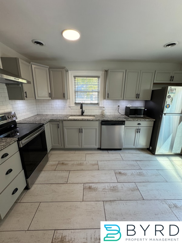 Building Photo - 5101 Boscobel Ave