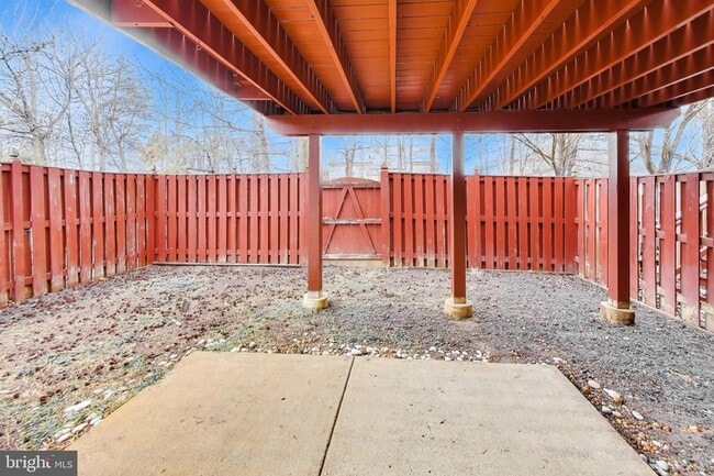 Building Photo - 14100 Oakpointe Dr