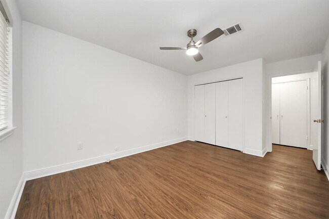 Building Photo - 11415 Ella Lee Dr