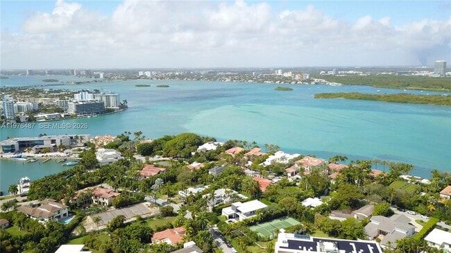 Building Photo - 10210 Collins Ave