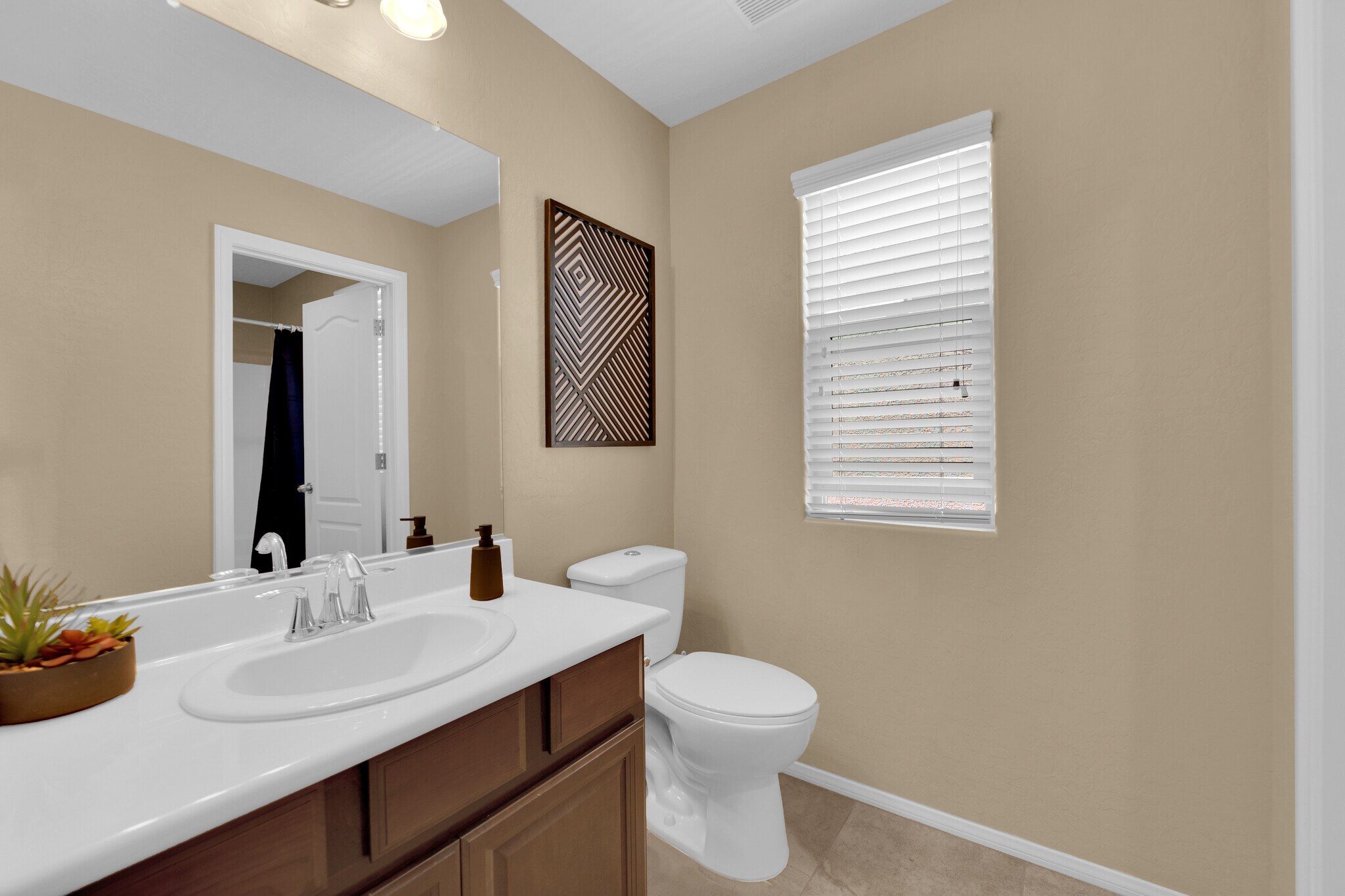 Building Photo - 7605 Finishing Touch Court