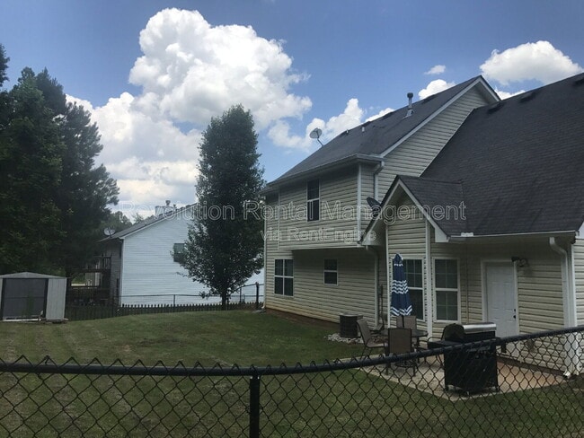 Building Photo - 313 Morning Star Dr