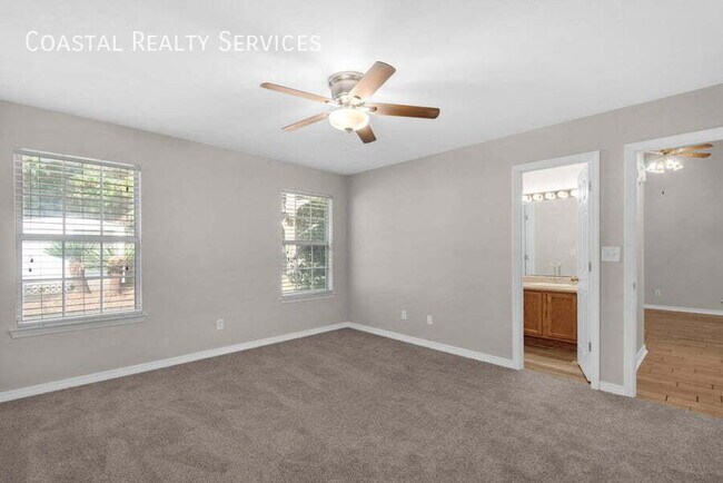 Building Photo - 924 Emily Cir