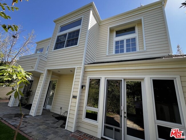 Building Photo - 2357 Brookshire Ln