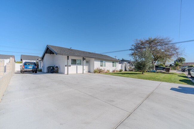 Building Photo - Showing Times: Every Wednesdays 4:00PM - 5:00PM Every Saturdays 12:00PM - 1:00PM