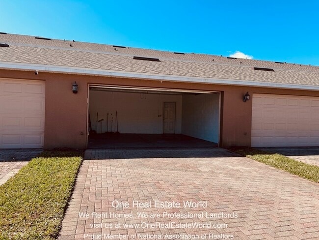 Building Photo - 9155 Hunters Mill Dr